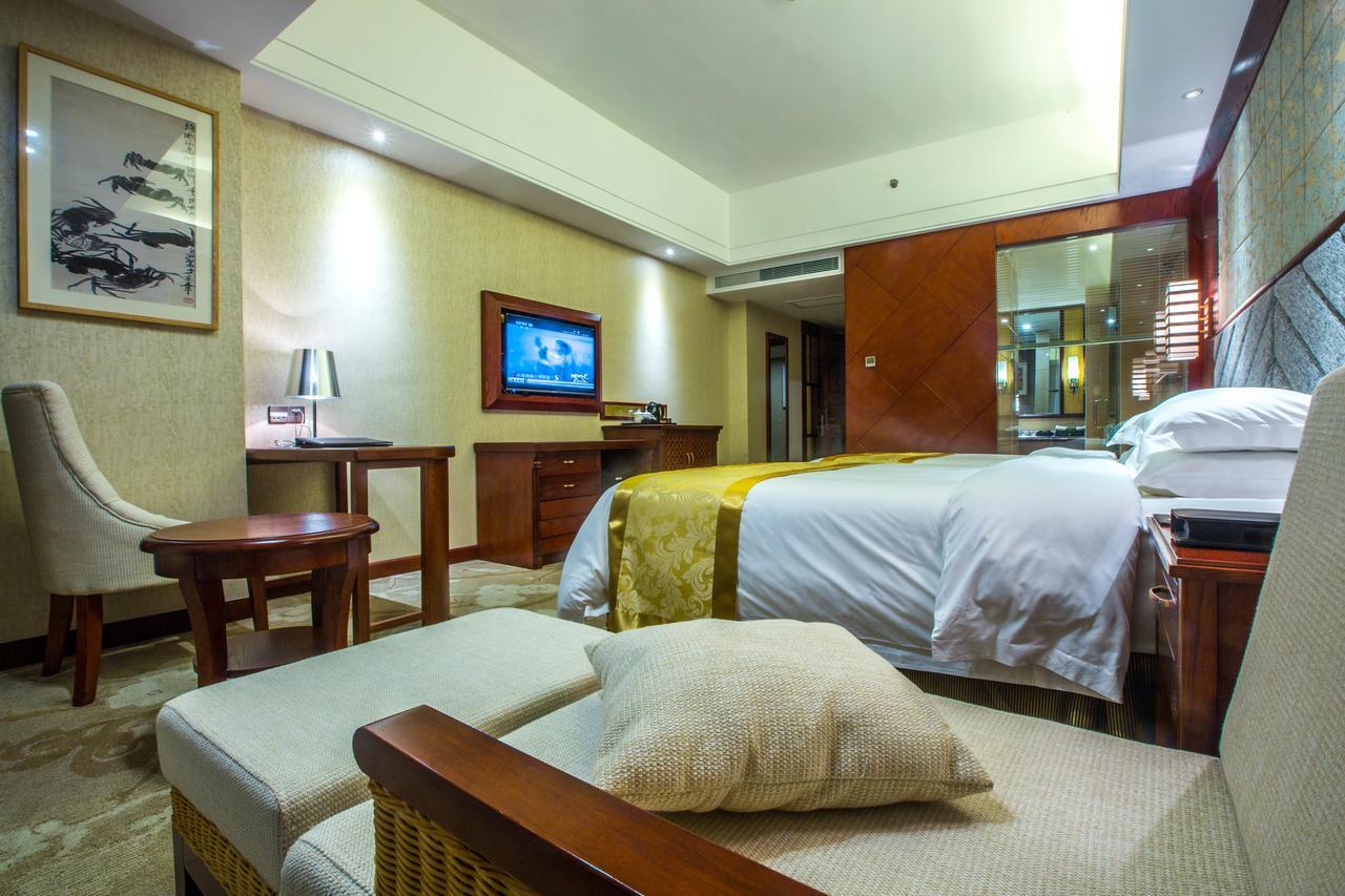Kaili International Hotel Csangcsiacsie Kültér fotó